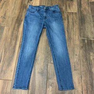 Old Navy High-Waisted Medium Wash Super Skinny Jeans